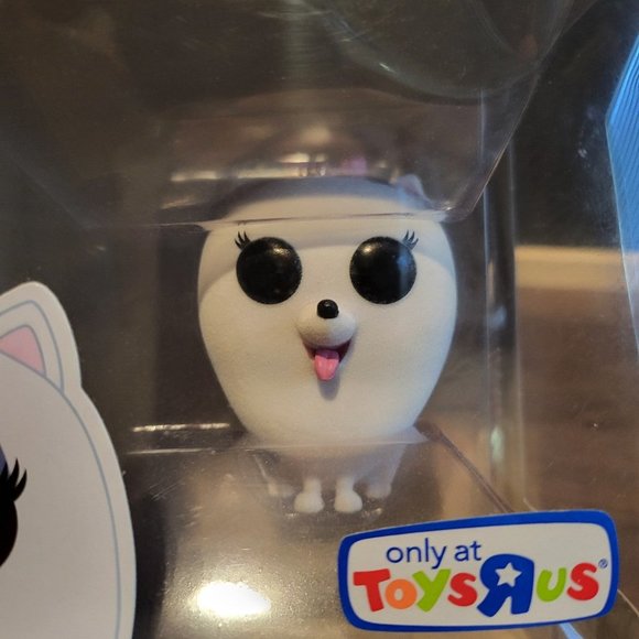 The Secret Life of Pets Gidget Toys R Us Exclusive Funko Pop - Picture 7 of 12